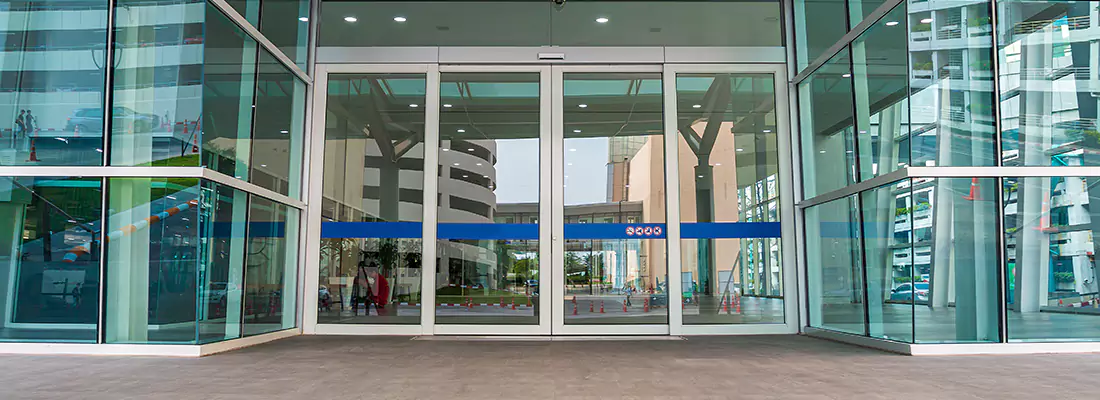 Automatic Glass Door Lock in Oakville, ON